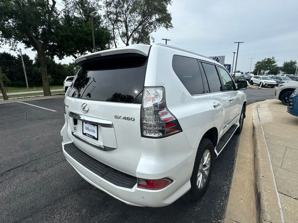 Used 2014 Starfire Pearl Lexus 460 image 6