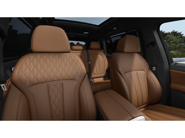 New 2027 Dravit Grey Metallic BMW X7 40i image 11