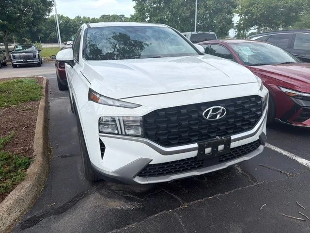 Used 2023 Serenity White Pearl Hyundai SE image 2