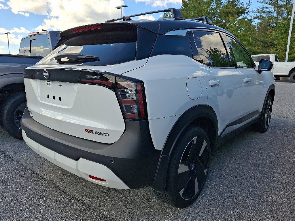 Used 2026 White Nissan SR image 6