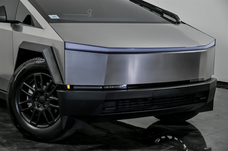 Used 2024 Tesla Cybertruck Base with VIN 7G2CEHEDXRA049479 for sale in Aurora, IL