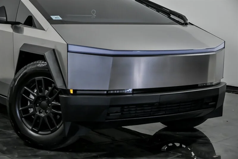 Used 2024 Tesla Cybertruck Base with VIN 7G2CEHEDXRA049479 for sale in Aurora, IL
