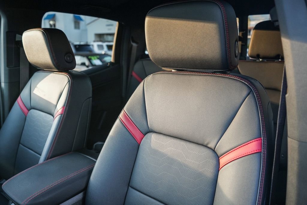 2026 Chevrolet Colorado Z71 - Photo 23
