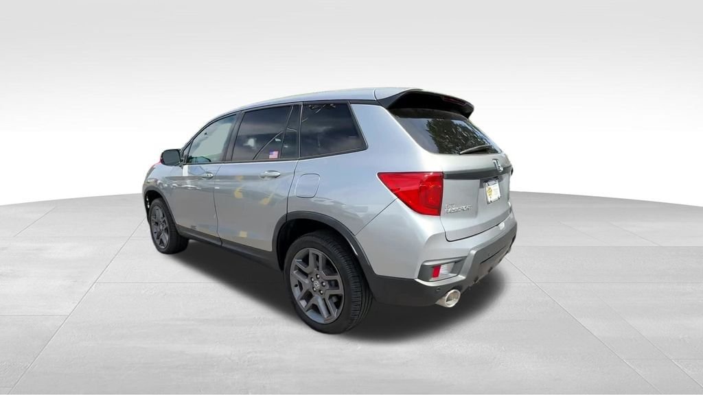 Used 2022 Silver Honda EX-L image 4