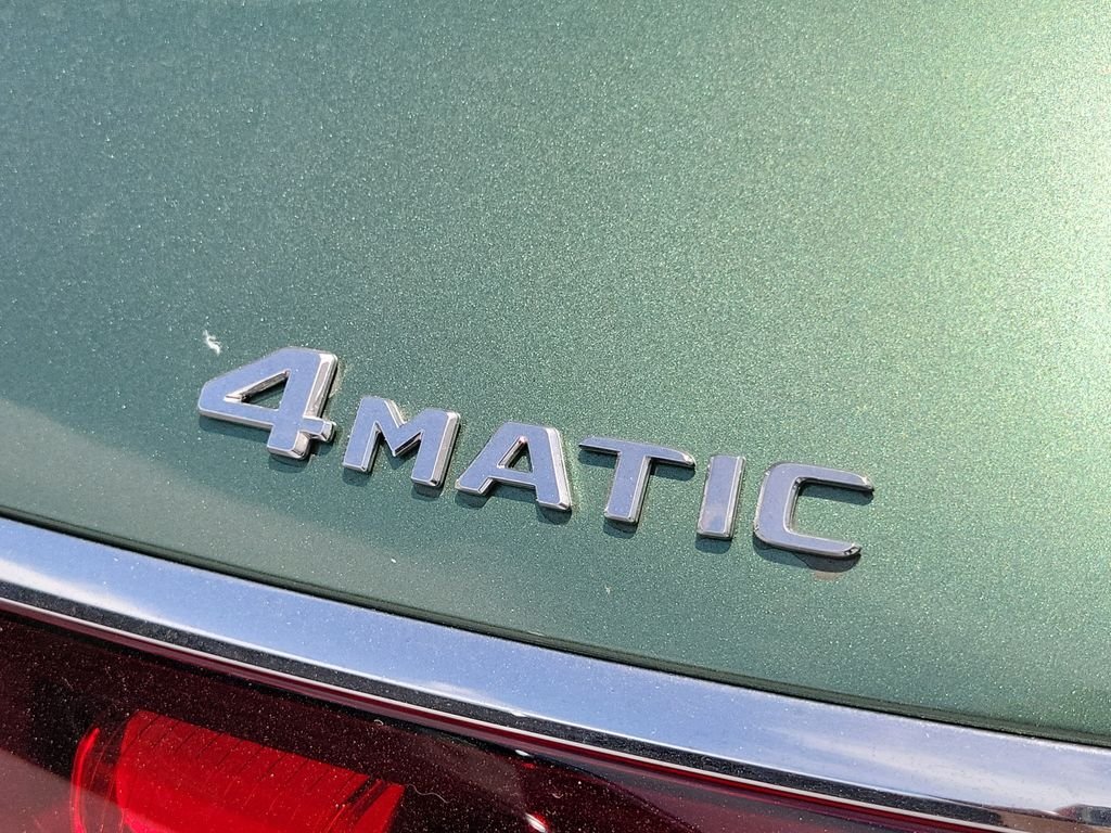 New 2026 MANUFAKTUR Ireland Mid Green Metallic Mercedes-Benz GLS 450 image 8