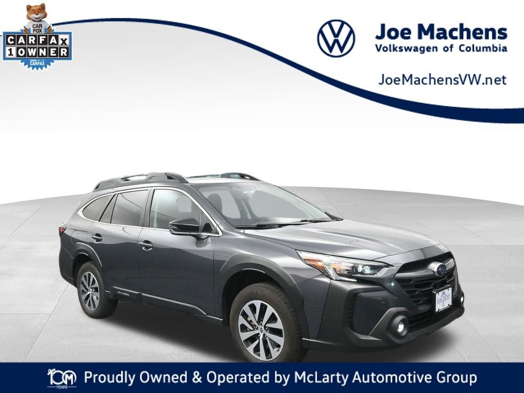 2024 Subaru Outback Premium's photo