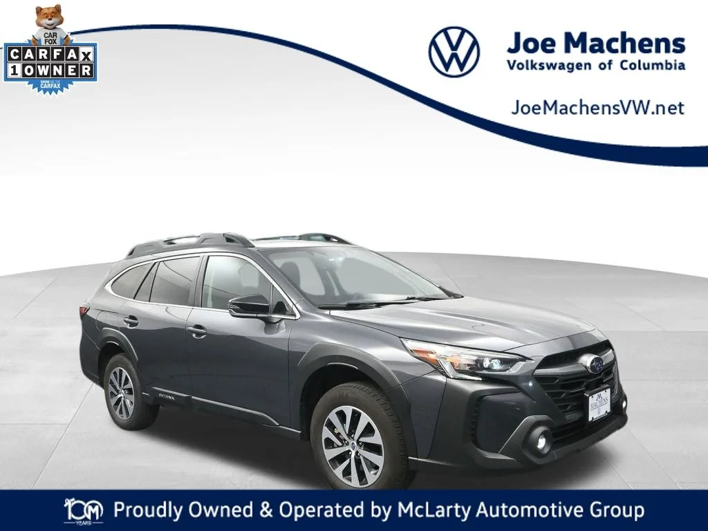 2024 Subaru Outback Premium's photo