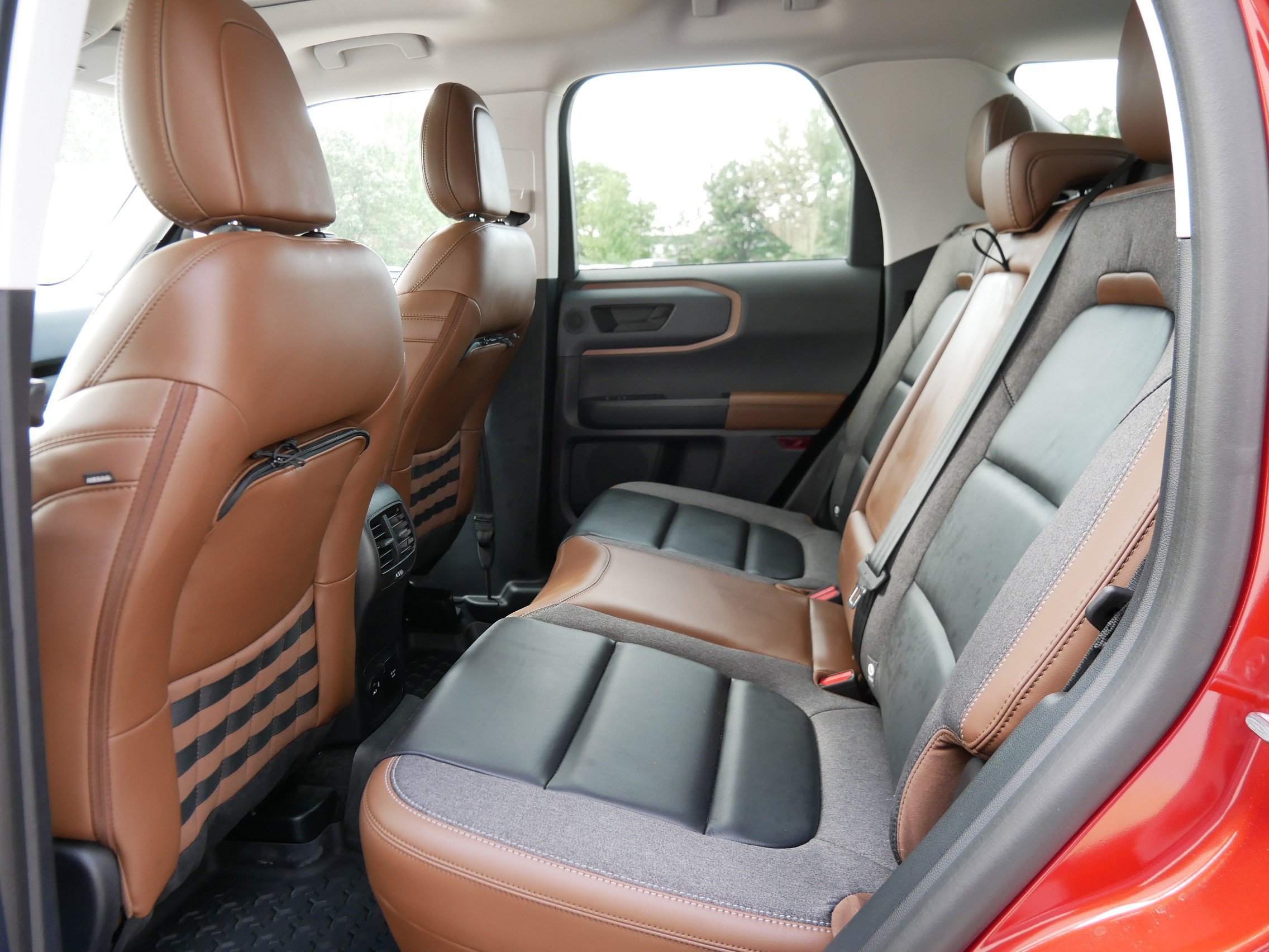 Used 2023 Orange Ford Outer Banks image 11