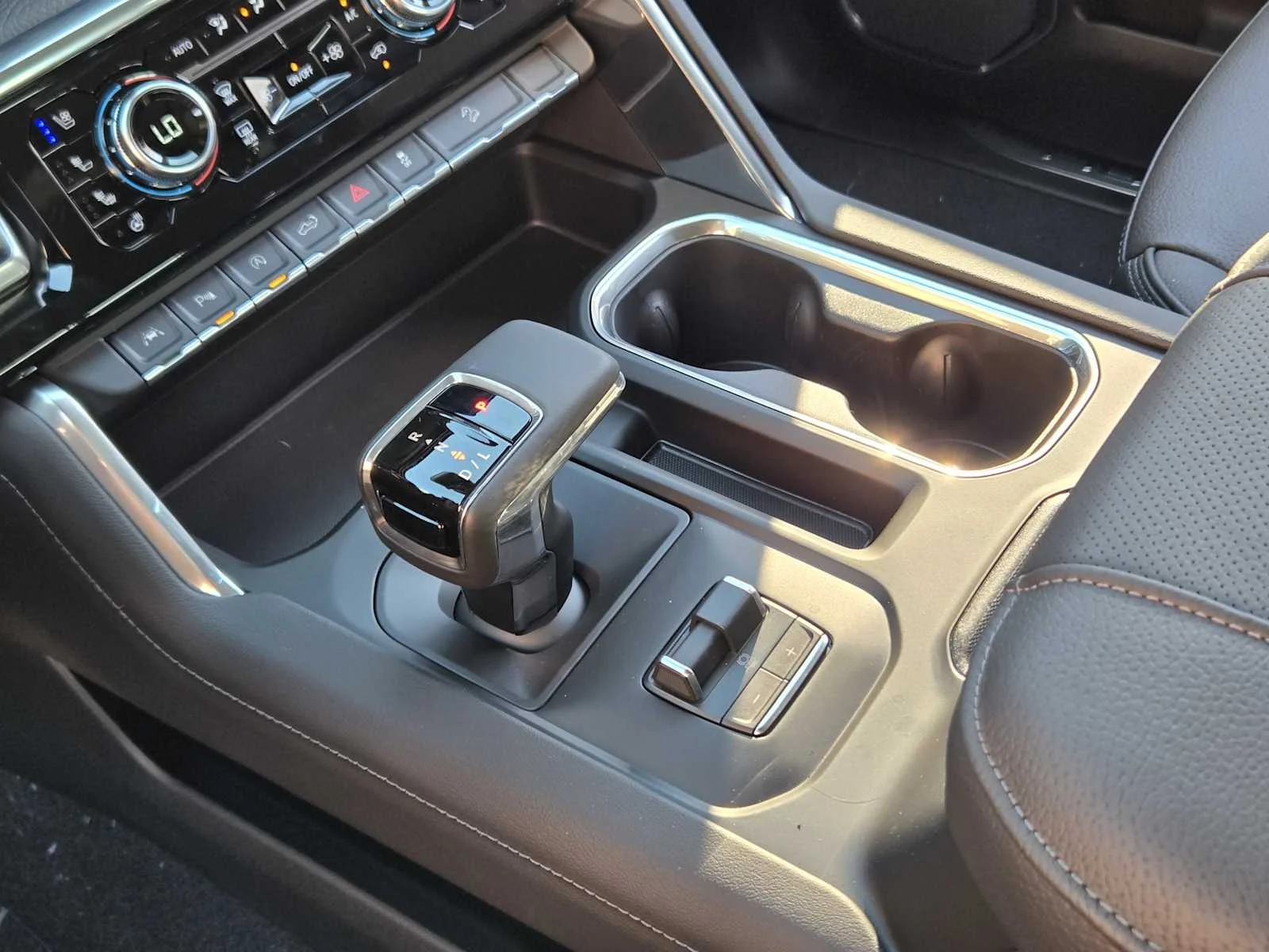 2026 GMC Sierra 1500 Denali - Photo 14