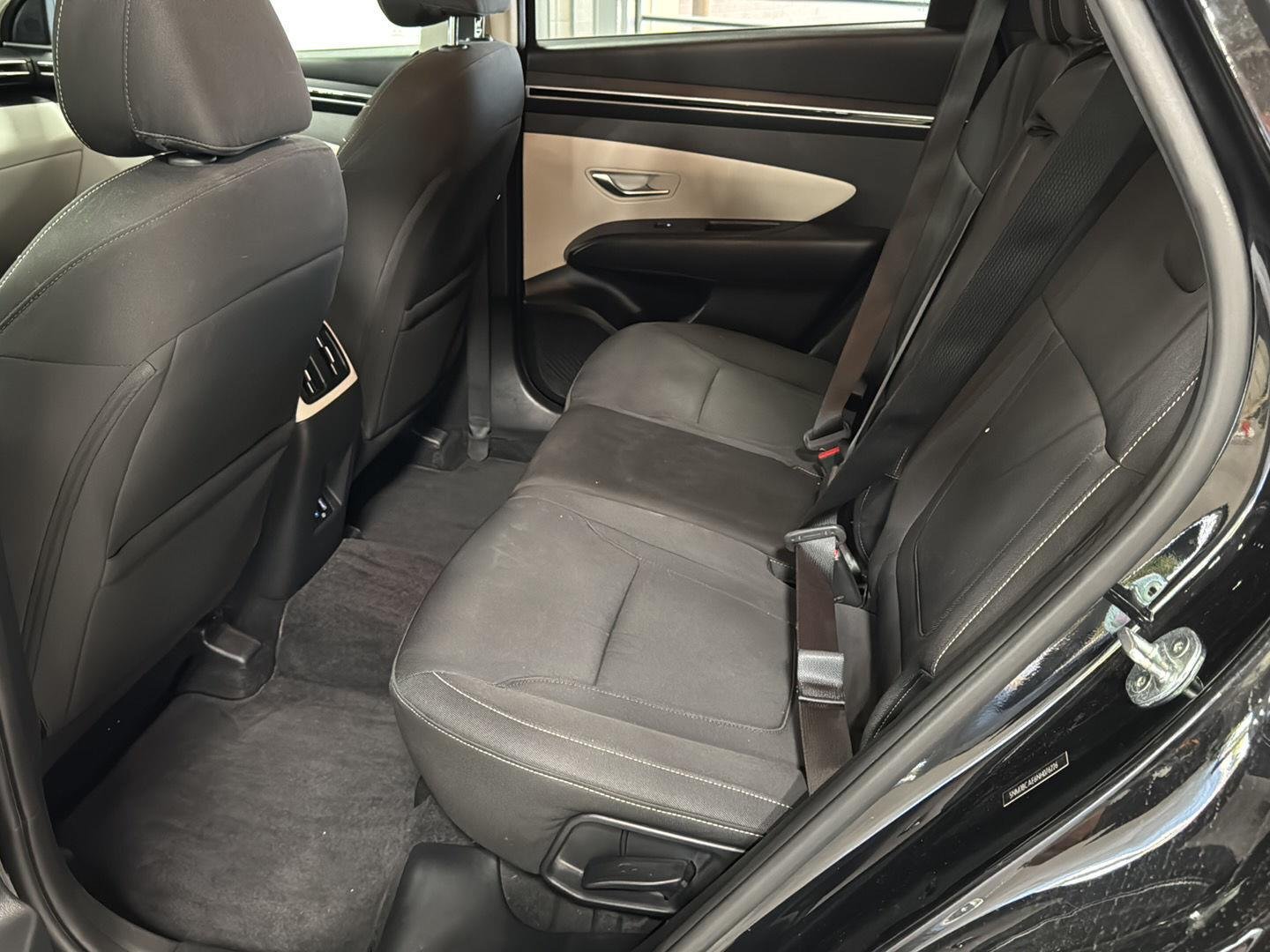 Used 2022 Phantom Black Hyundai SEL image 26