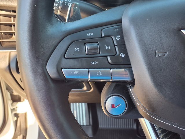 Used 2024 White Cadillac V-Series image 17