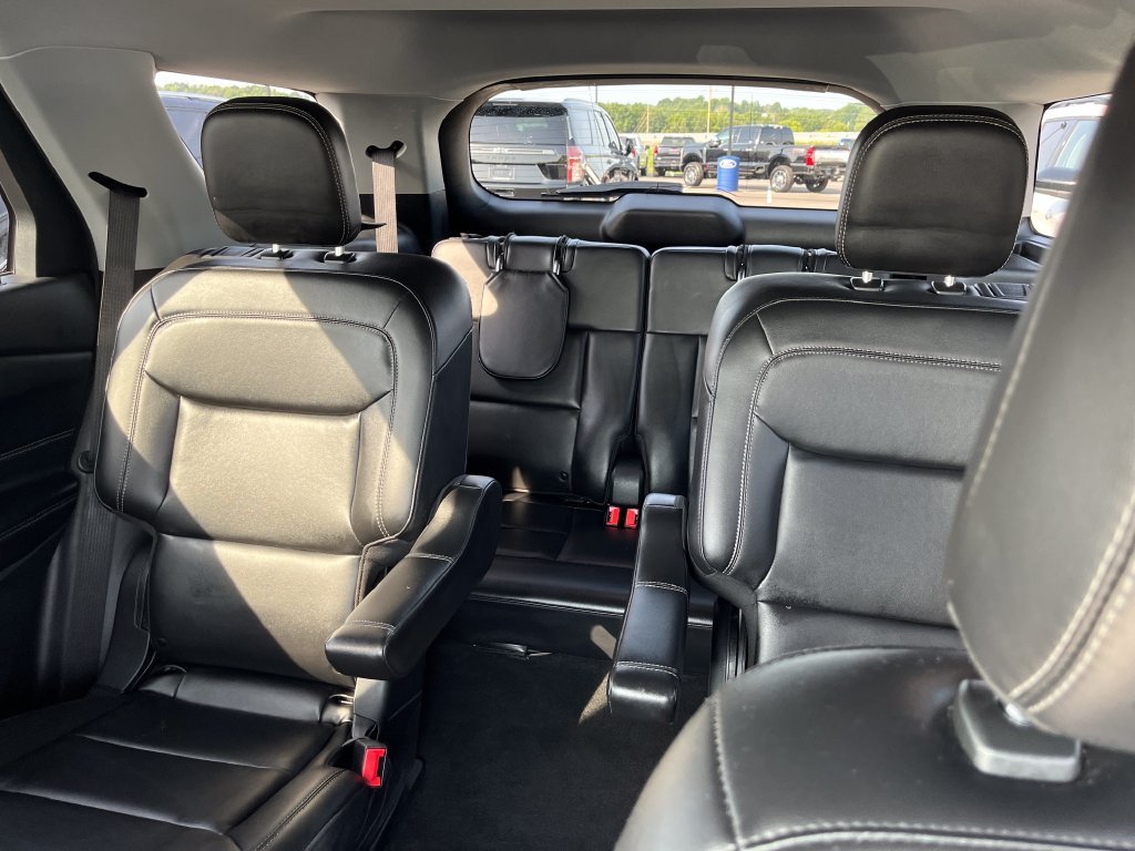 Used 2022 Black Ford XLT image 13