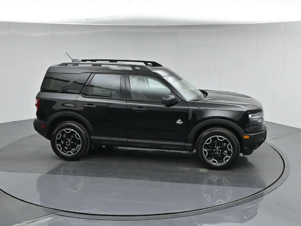 New 2026 Shadow Black Ford Outer Banks image 53