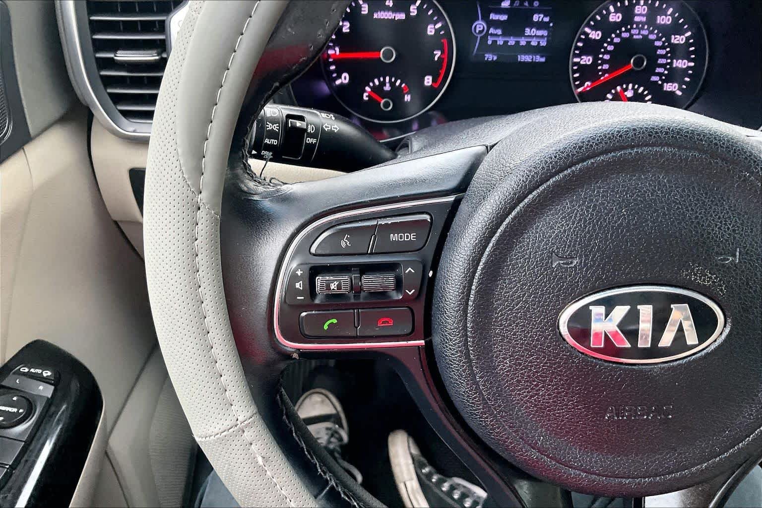 Used 2018 Snow White Pearl Kia EX image 23