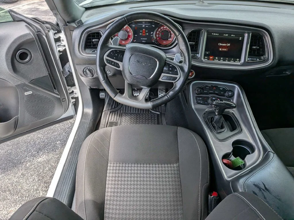 Used 2022 White Dodge SRT Hellcat Widebody image 16