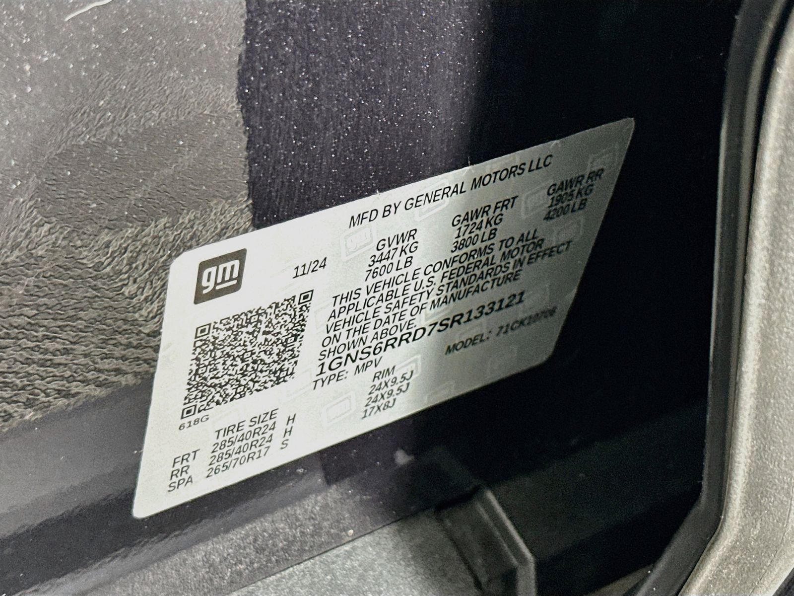 Used 2025 Dark Ash Metallic Chevrolet RST image 35