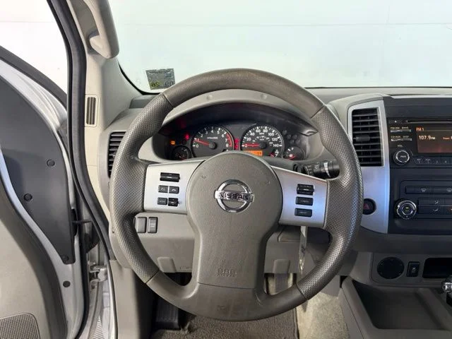 Used 2013 Silver Nissan SV image 21