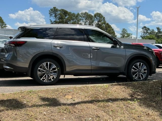 New 2027 Gray INFINITI LUXE image 7