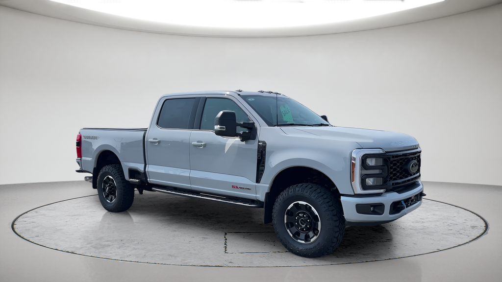 New 2026 Avalanche Ford F-350® XLT image 4