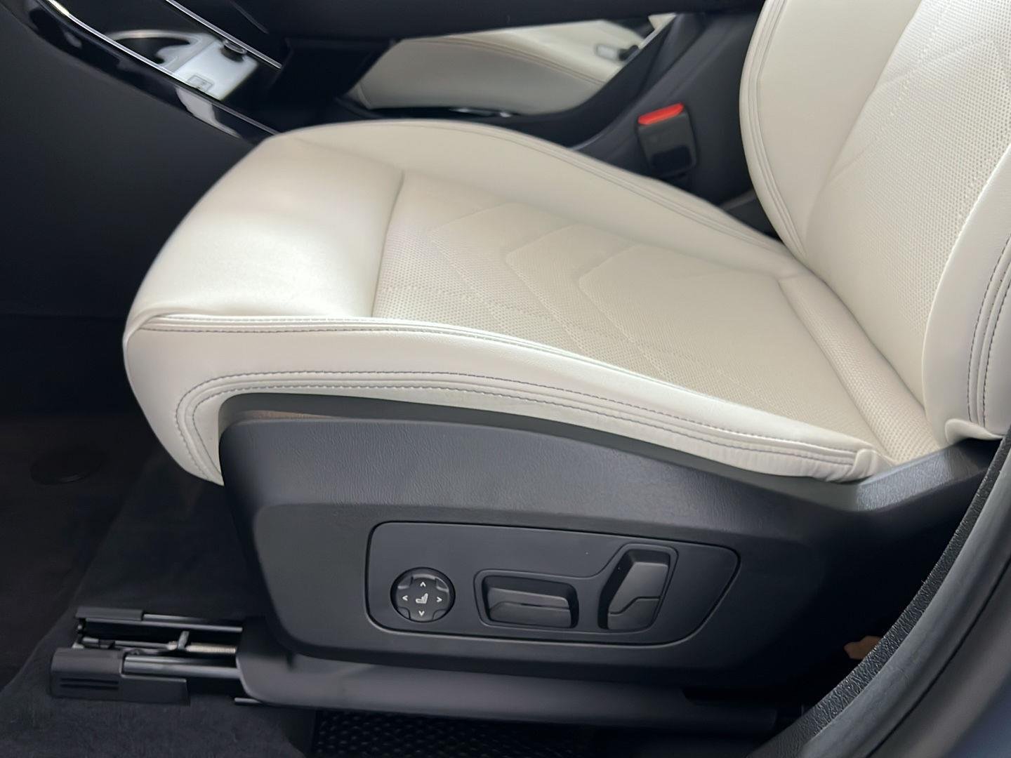 New 2026 Storm Bay Metallic BMW xDrive28i image 21