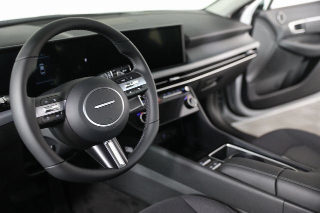 2026 Hyundai Sonata SEL - Photo 12