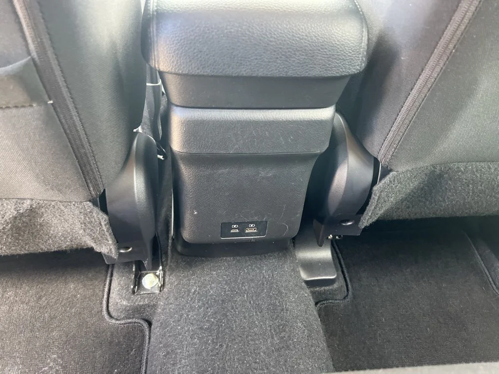 Used 2025 Gray Mitsubishi 2.0 ES image 15