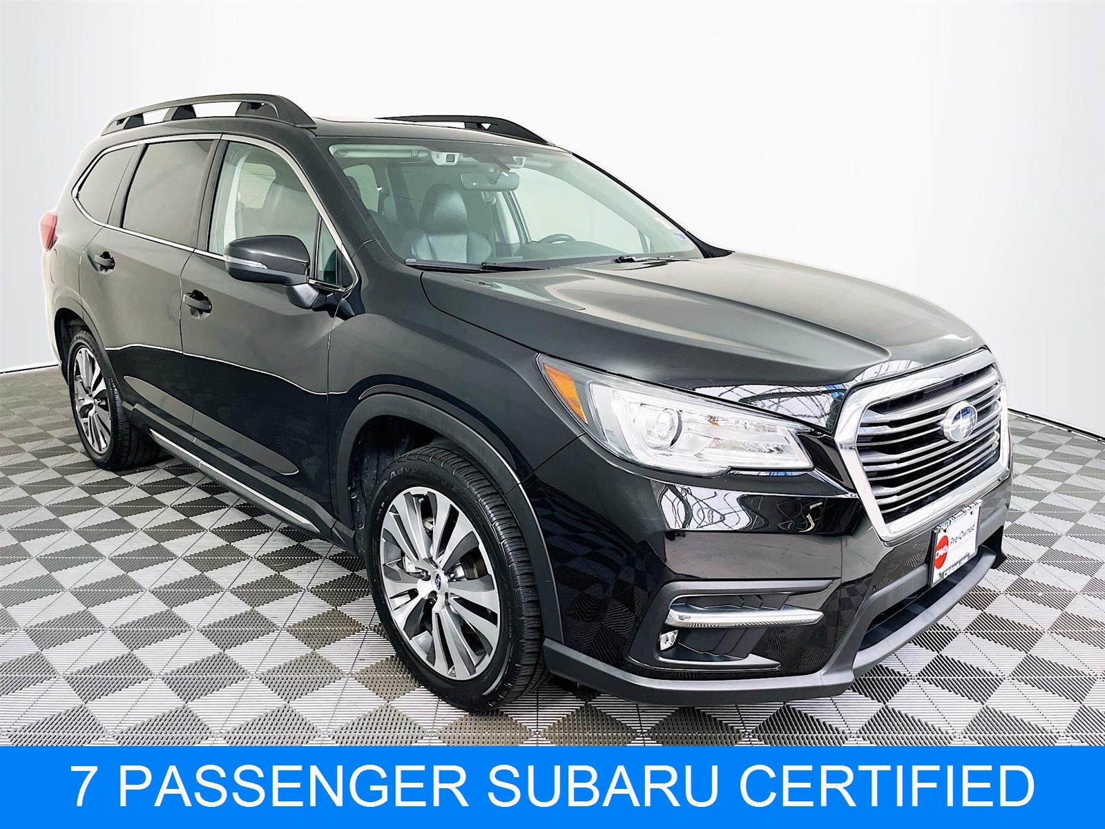 2022 Subaru Ascent Limited 7 Passenger's photo