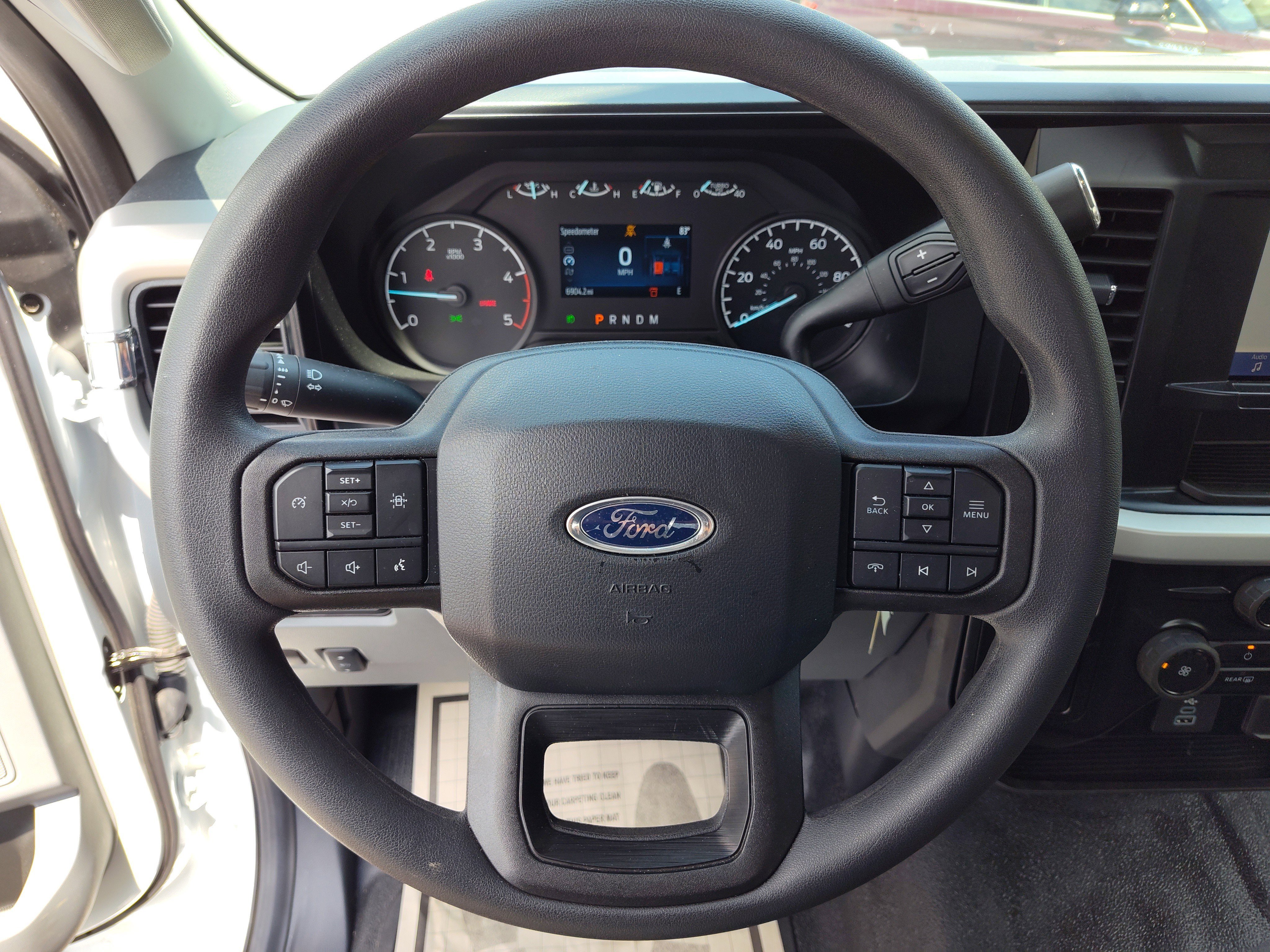 2024 Ford F-550 Super Duty Chassis Cab XLT - Photo 29