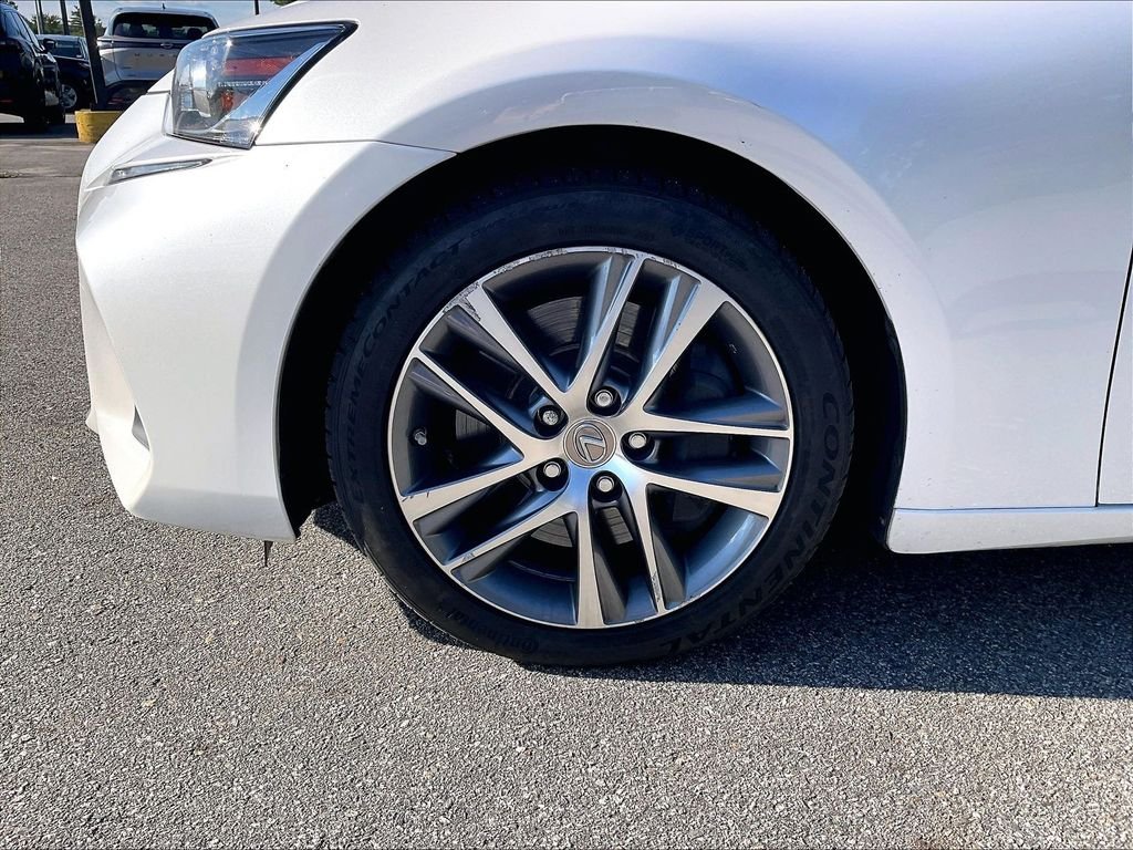 Used 2019 Eminent White Pearl Lexus 300 image 7