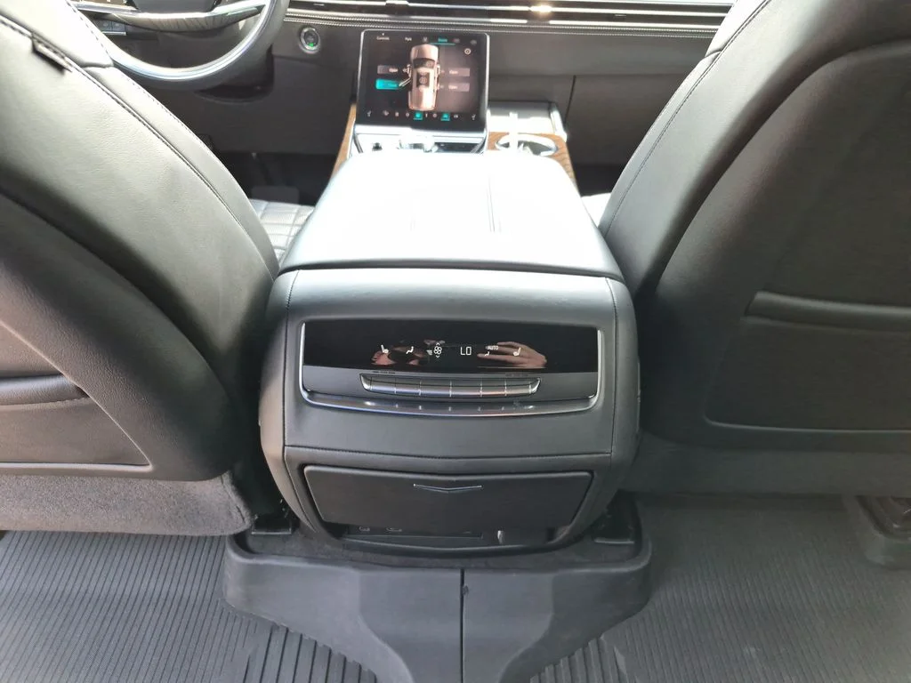 Used 2025 Black Cadillac Sport Platinum image 35