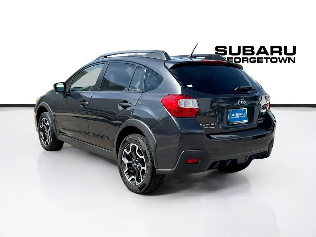 Used 2017 Gray Subaru 2.0i Premium image 5