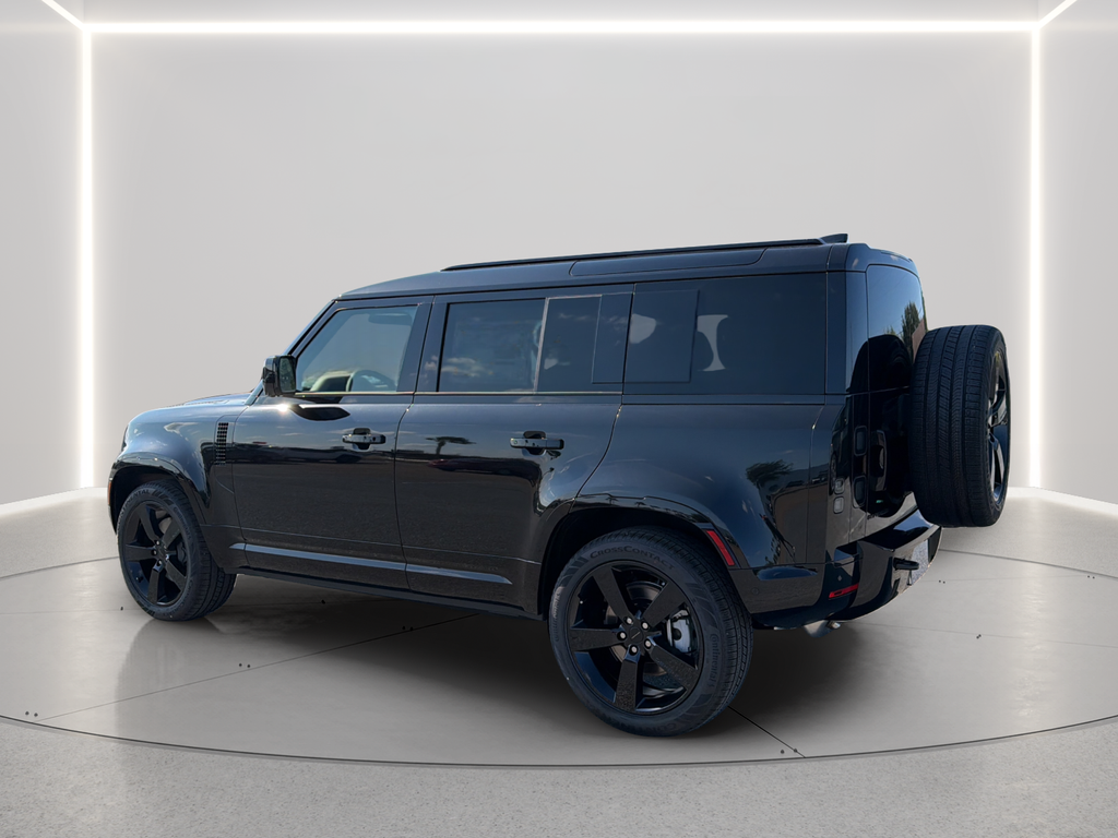 New 2026 Santorini Black Land Rover X-Dynamic SE image 14