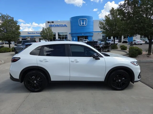 Certified Used 2026 Platinum White Pearl Honda AWD SPORT image 4