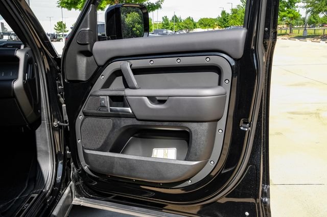 2025 Land Rover Defender V8 - Photo 65