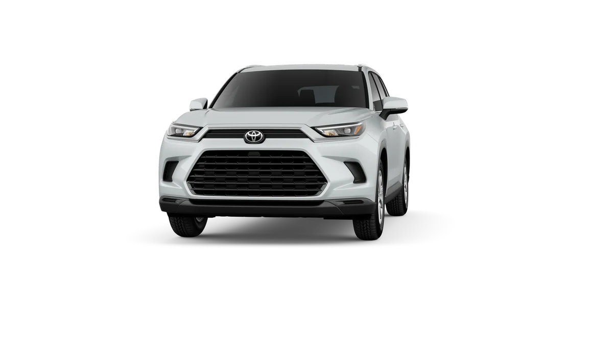 New 2026 Wind Chill Pearl Toyota XLE image 18