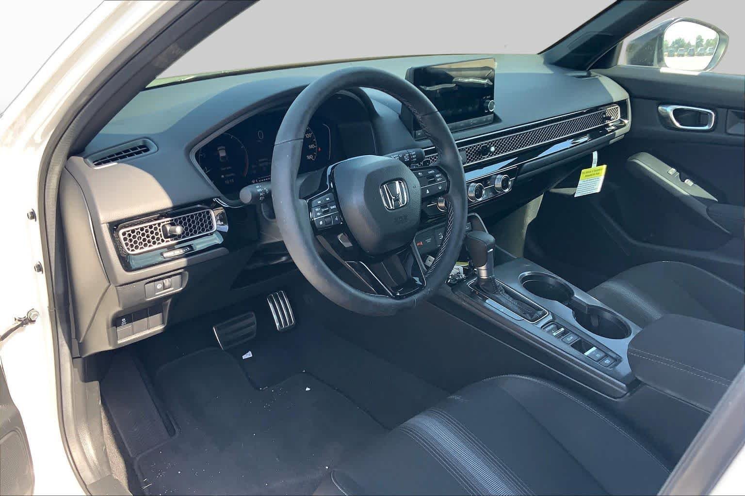 Used 2026 Platinum White Pearl Honda Sport image 17