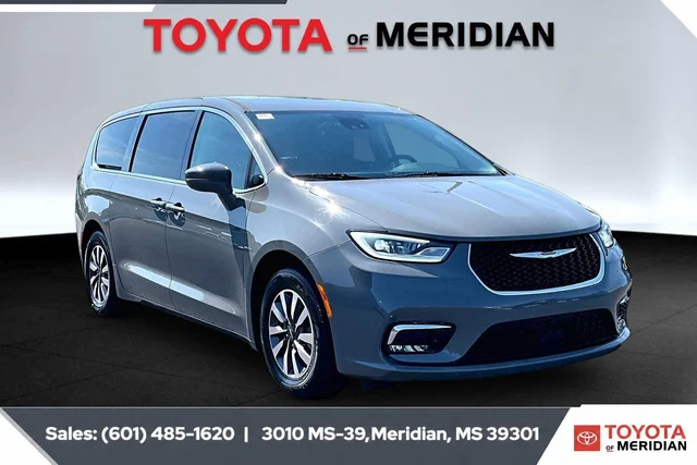 2022 Chrysler Pacifica Hybrid Touring L