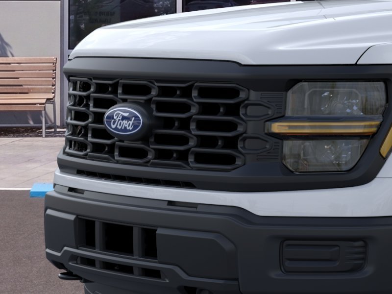 New 2026 Oxford White Ford XL image 17