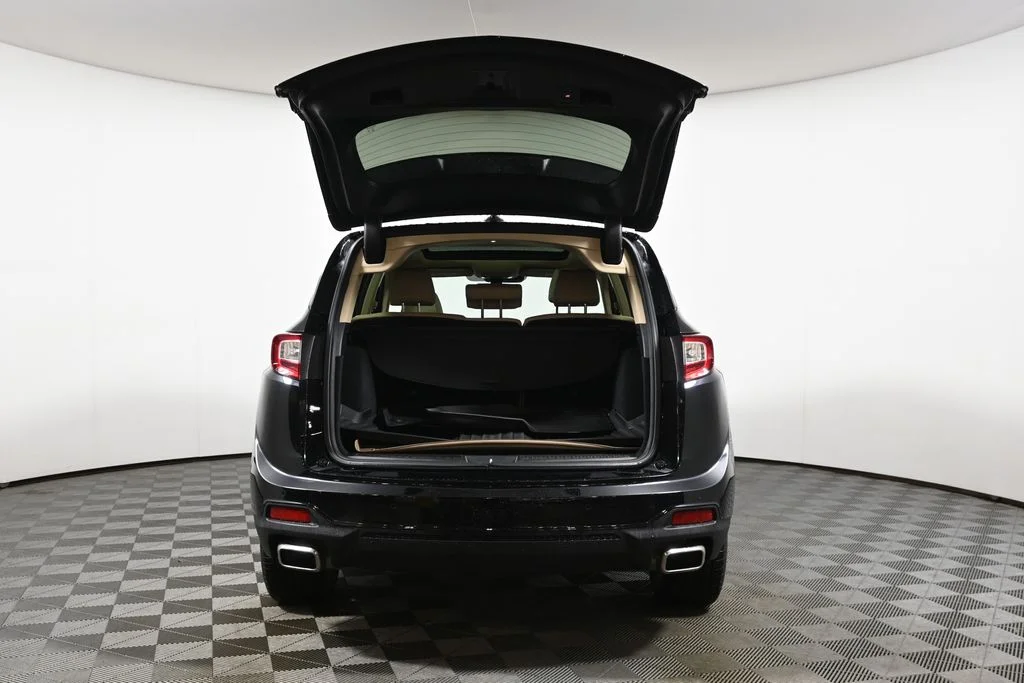Used 2022 Black Acura Advance Package image 36