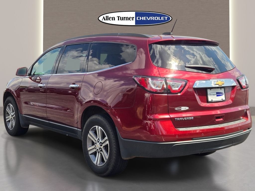 Used 2017 Red Chevrolet 2LT image 9
