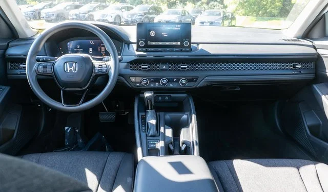 Used 2024 White Honda EX image 16
