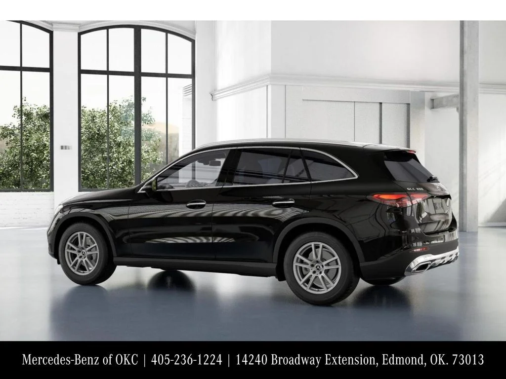 Used 2026 Black Mercedes-Benz GLC 300 image 31