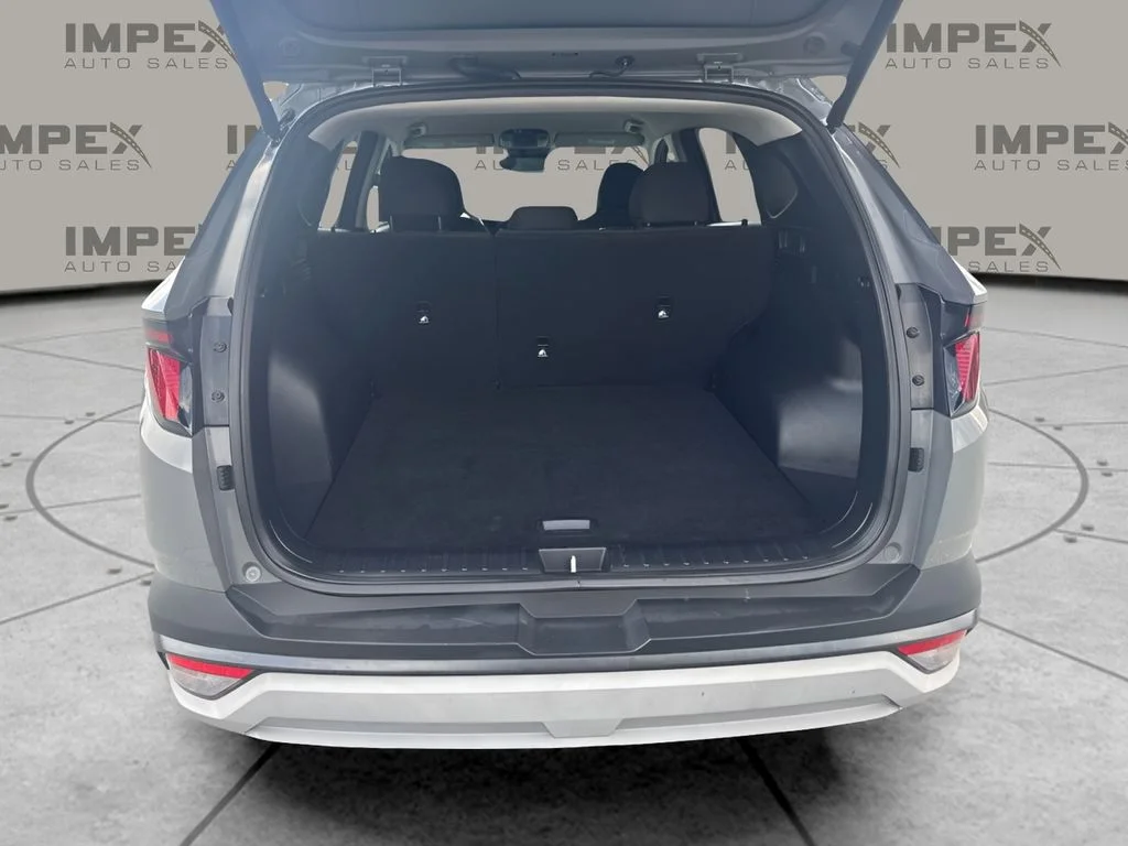 Used 2025 Gray Hyundai SEL image 24
