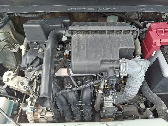 Used 2023 Silver Mitsubishi Black Edition image 29