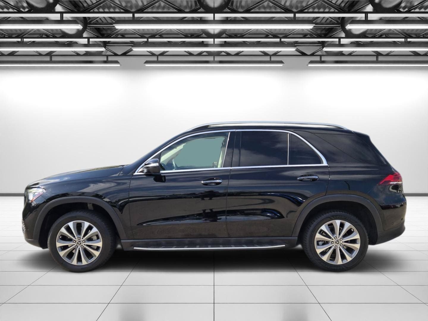 Used 2020 Black Mercedes-Benz GLE 350 image 6