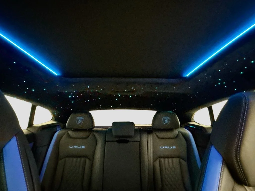 Used 2023 Blue Lamborghini S image 30