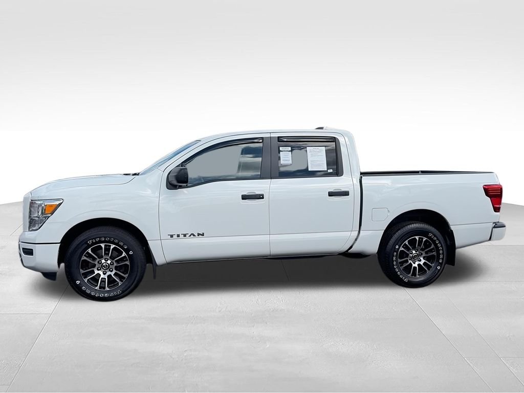 Certified Used 2022 White Nissan SV image 6