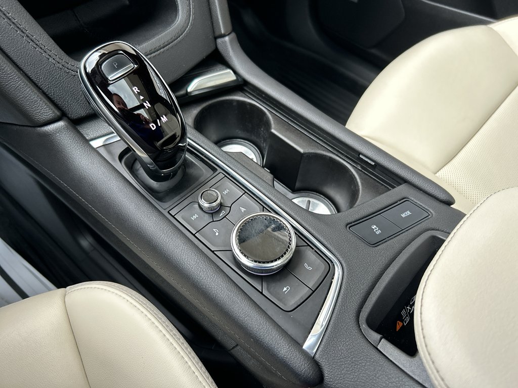 Used 2023 Crystal White Tricoat Cadillac AWD Sport image 25