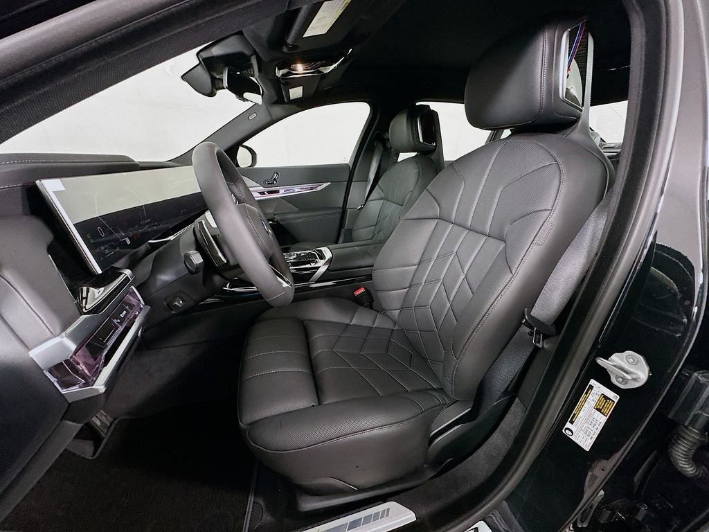 New 2026 Black Sapphire Metallic BMW 740i image 16