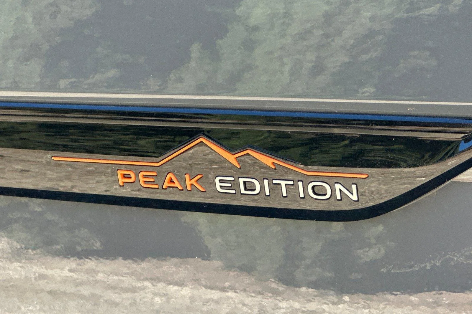 New 2026 Pure Gray Volkswagen 2.0T Peak Edition image 27